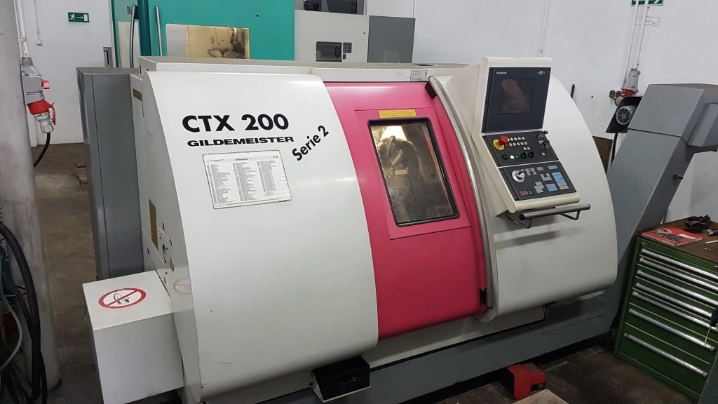 TOKARKA CNC GILDEMEISTER CTX 200 Serie 2 z OSIĄ C NAPĘDZANYMI NARZĘDZIAMI