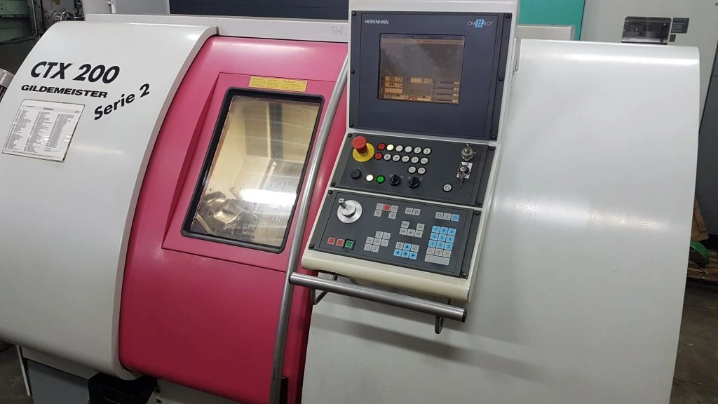 TOKARKA CNC GILDEMEISTER CTX 200 Serie 2 z OSIĄ C NAPĘDZANYMI NARZĘDZIAMI