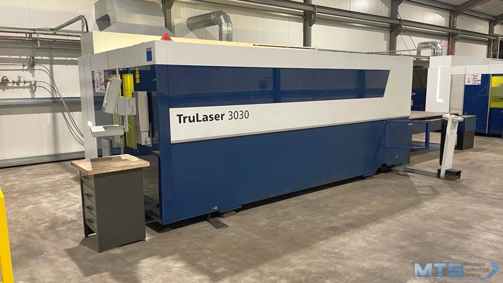 Laser TRUMPF TruLaser 3030 fiber, 3KW